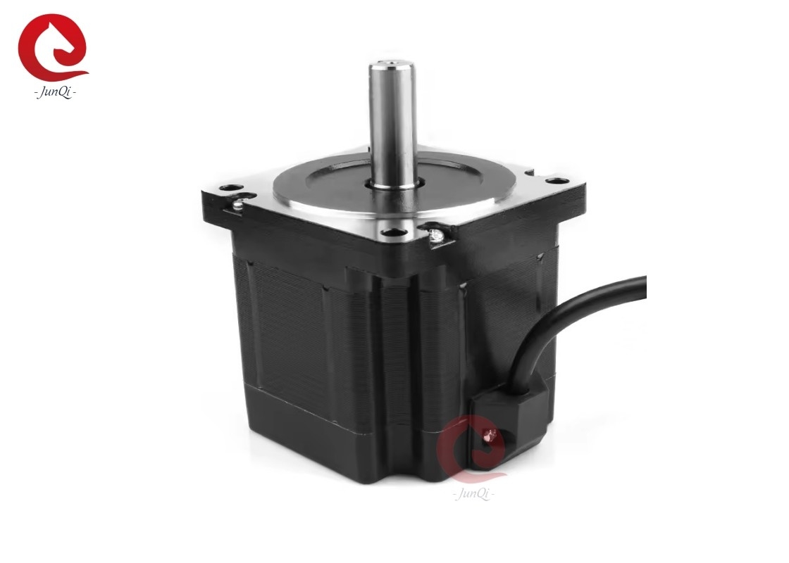 JUNQI Nema34 3 pha động cơ hybrid bước 1.2 độ 67mm Độ dài 2.0N.M CNC Machine